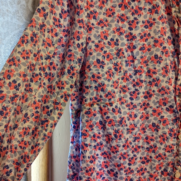 Gap Button-down - Picture 4 of 10